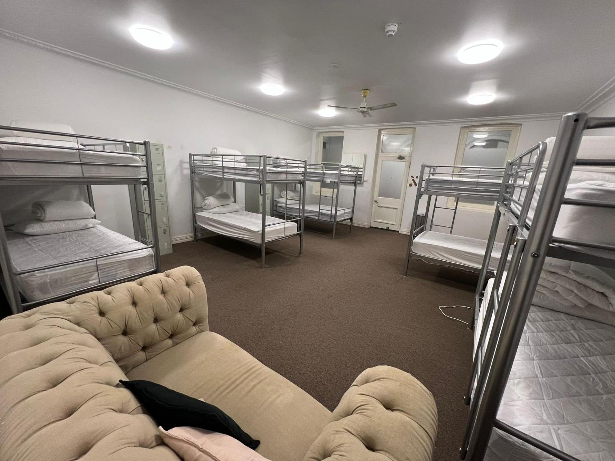 Wallaby Backpackers Hostel Perth - Note - Valid Passport Required To Check In - Ngoại thất bức ảnh