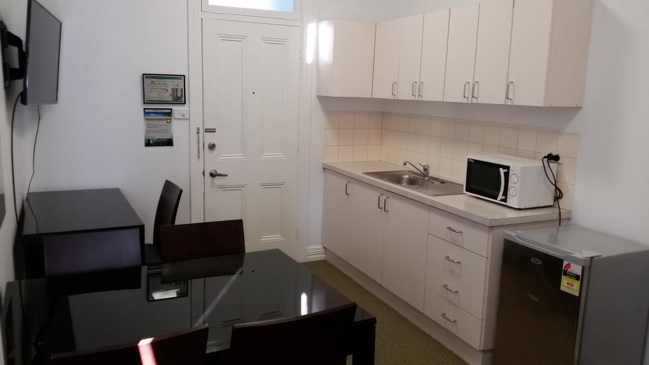 Wallaby Backpackers Hostel Perth - Note - Valid Passport Required To Check In - Ngoại thất bức ảnh